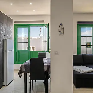 https://la-casa-del-pueblo.in-canary-islands.com