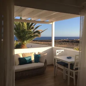 https://blu-oceano.in-canary-islands.com